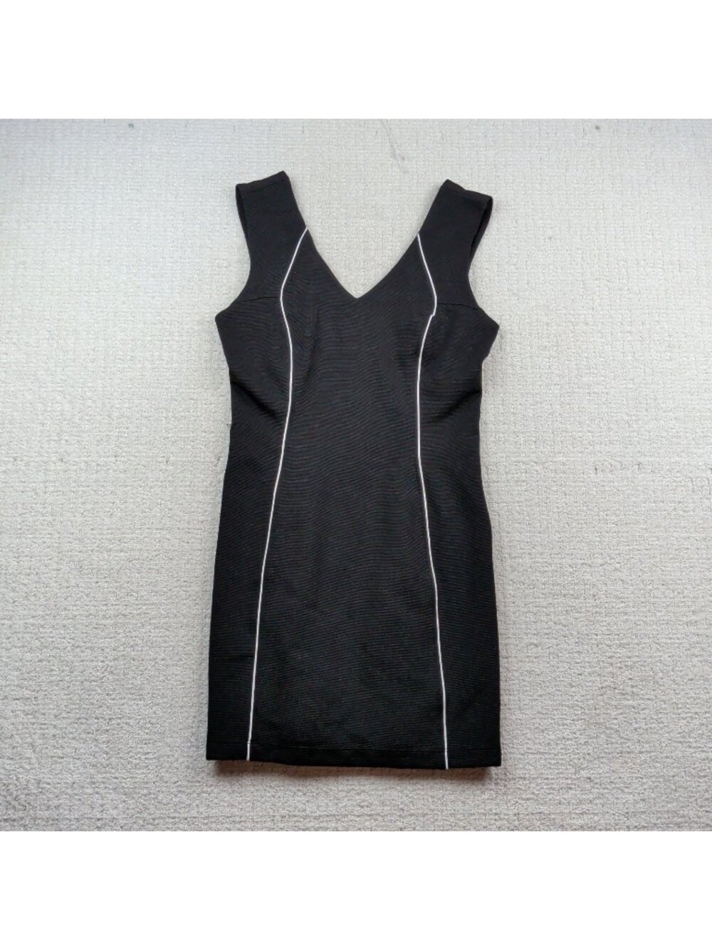 AX Armani Exchange Dress Women’s Sz M Bodycon Cocktail Sleeveless Black / White